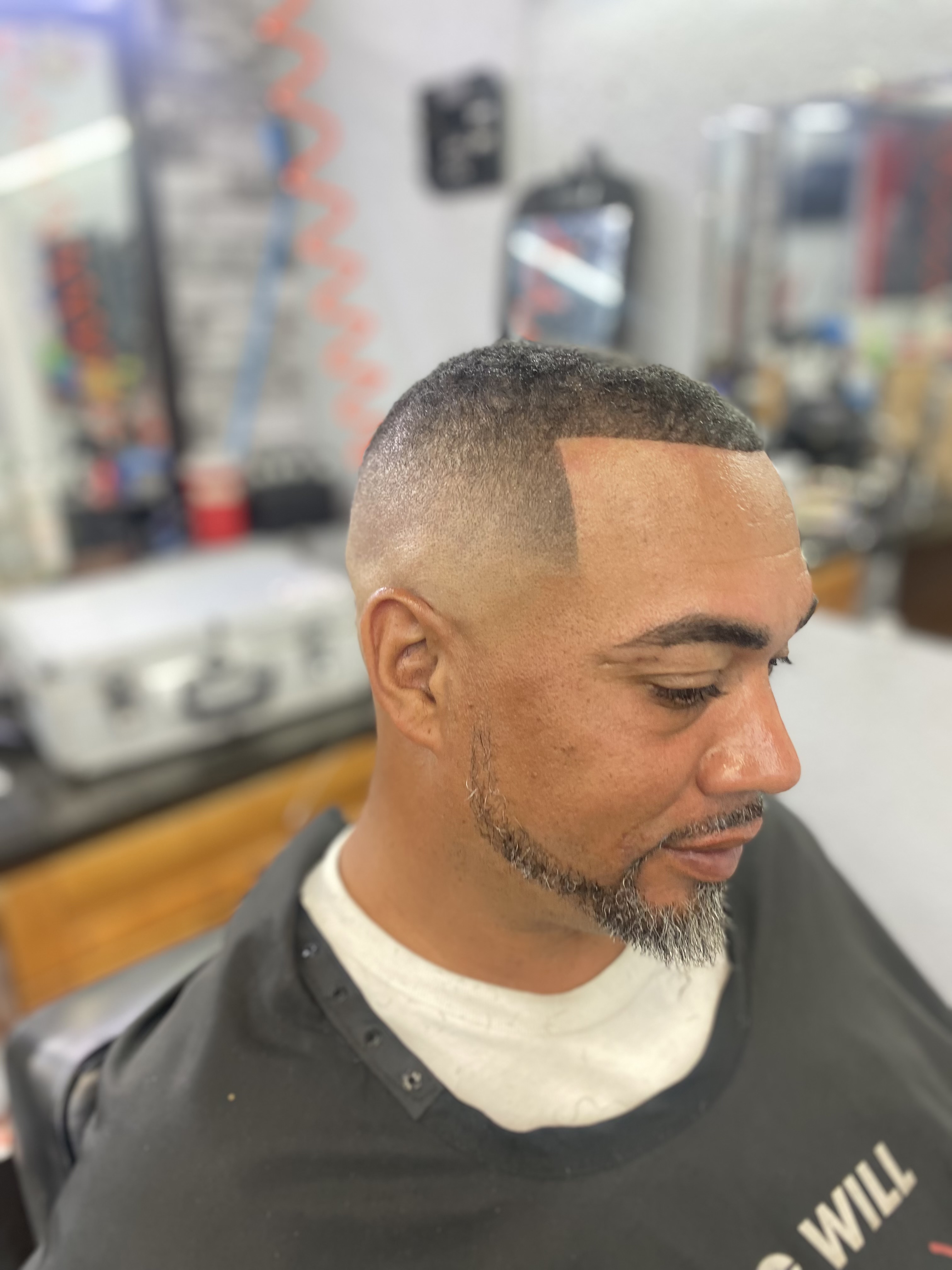 Unique Stylez Barbershop work 24