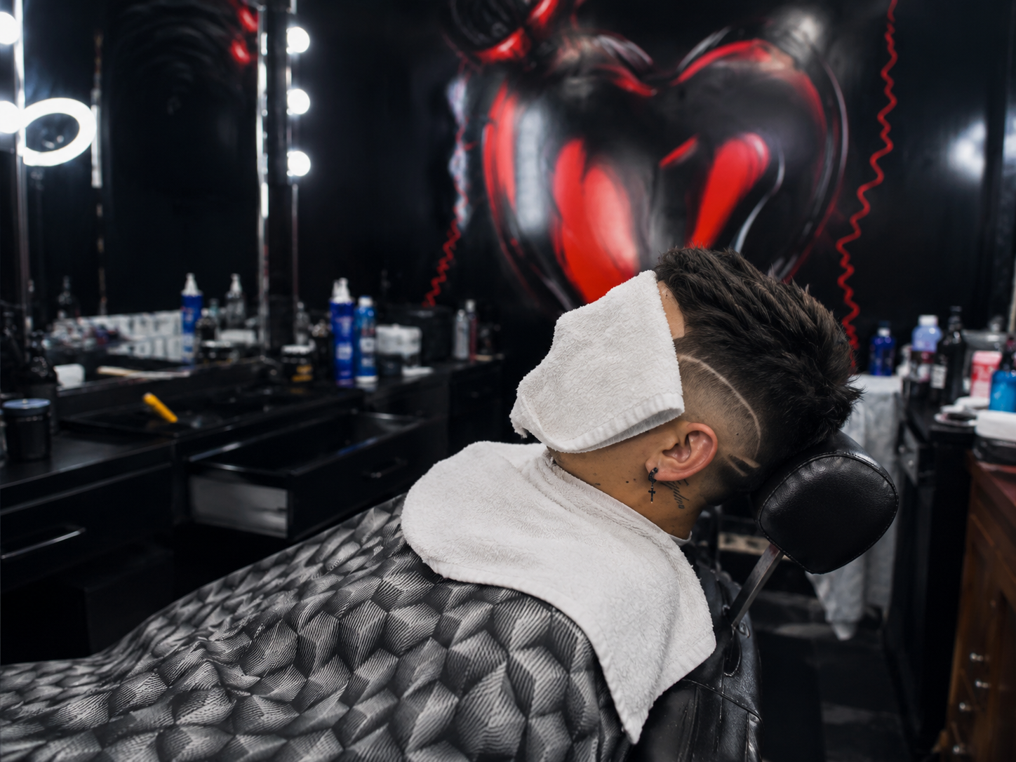 The Art of the Hot Towel Shave in Tampa